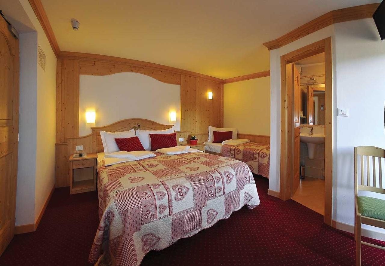 Hotel Al Sole Mountain Chic Folgaria Esterno foto